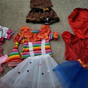 Girls dress up outfits / costumes